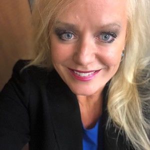 Meet your Posher, Camille